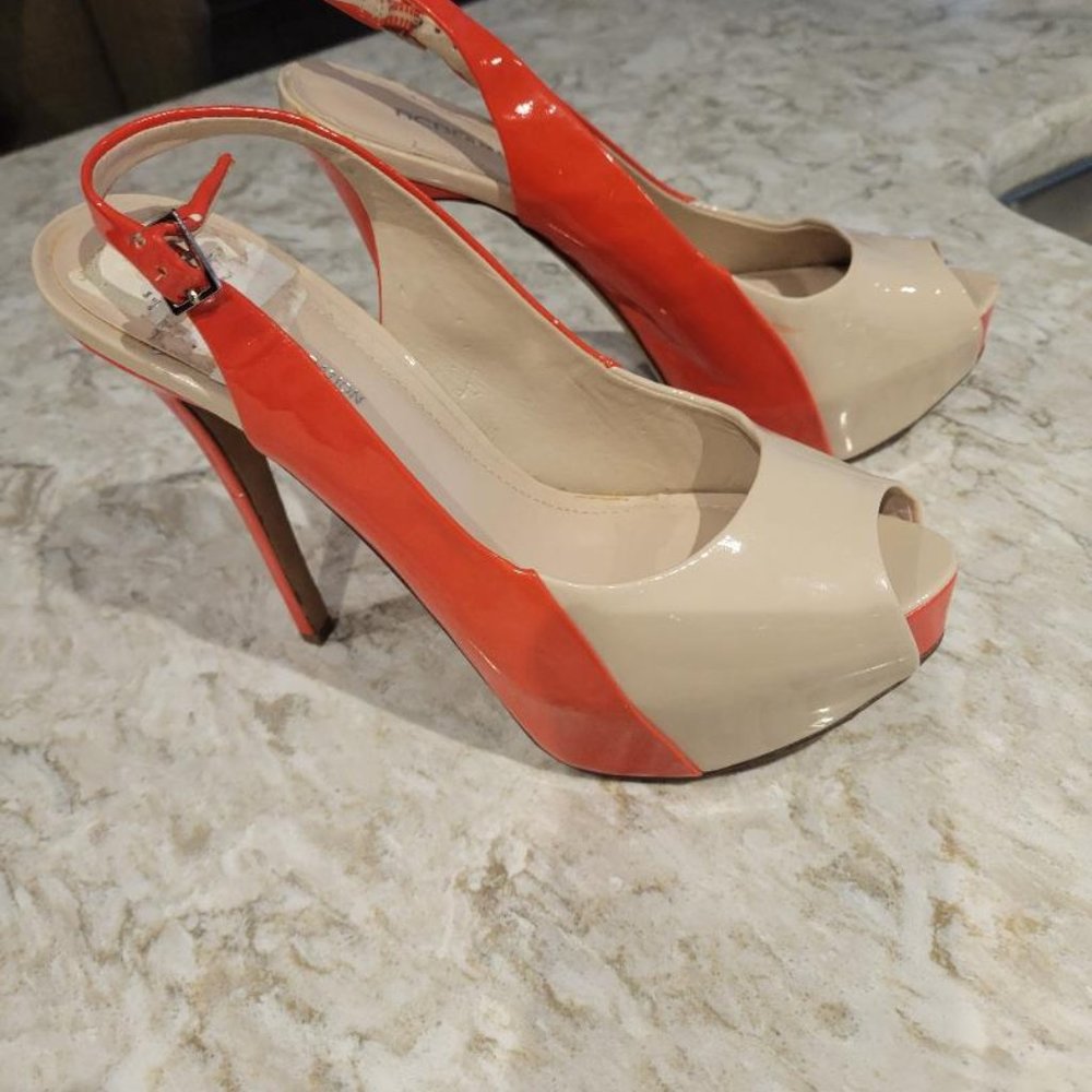 SIZE 8 SHOE